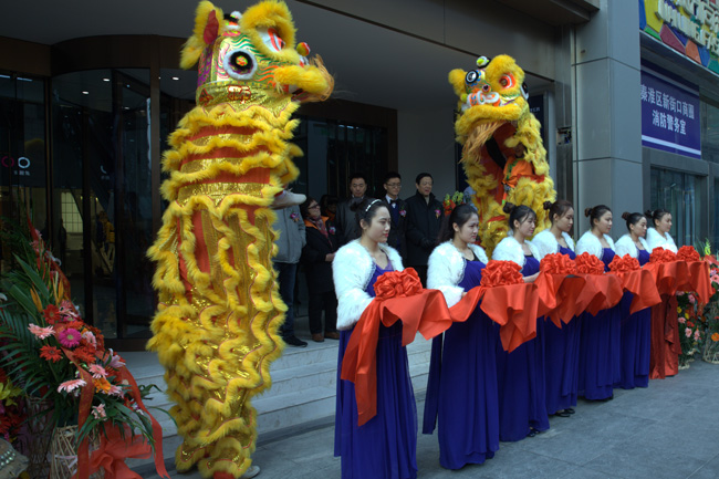  黛芙诺珠宝：见证情感 点缀生活(图5)